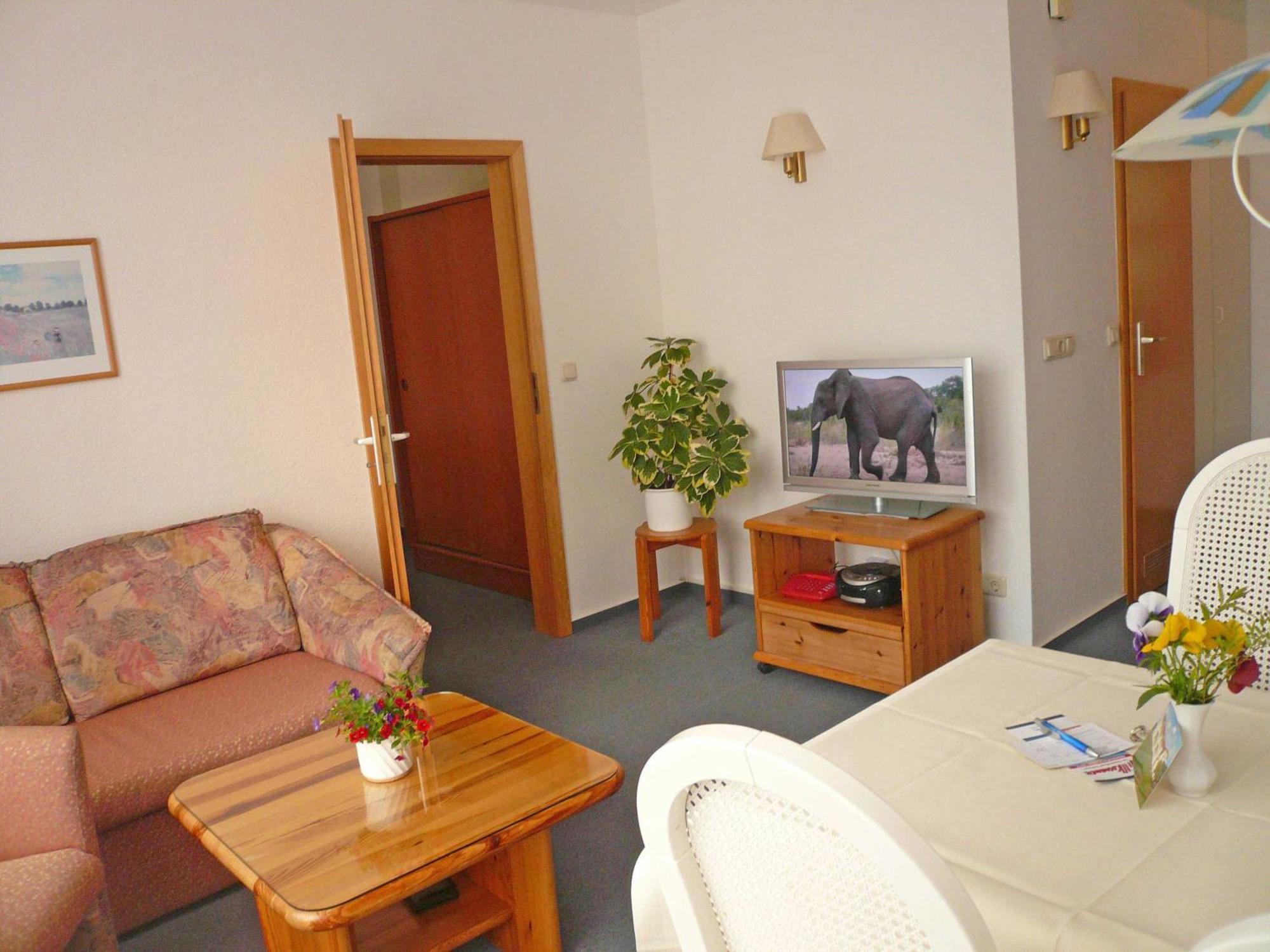 Haus Seeschwalbe Ferienwohnungen Goehren  Chambre photo